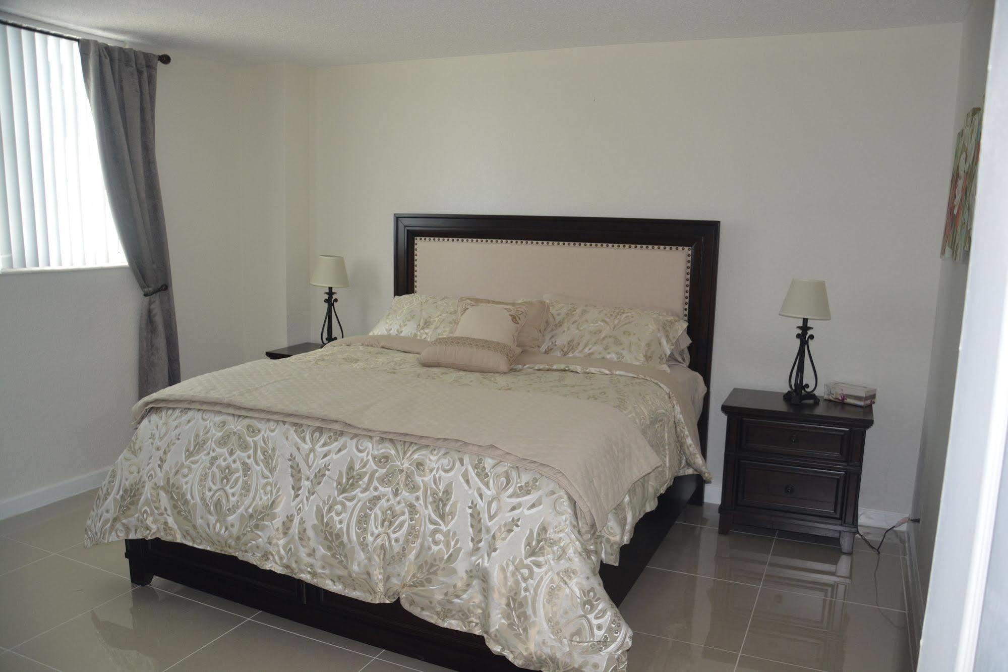 Apartments At Sian Residences Hallandale Beach Dış mekan fotoğraf